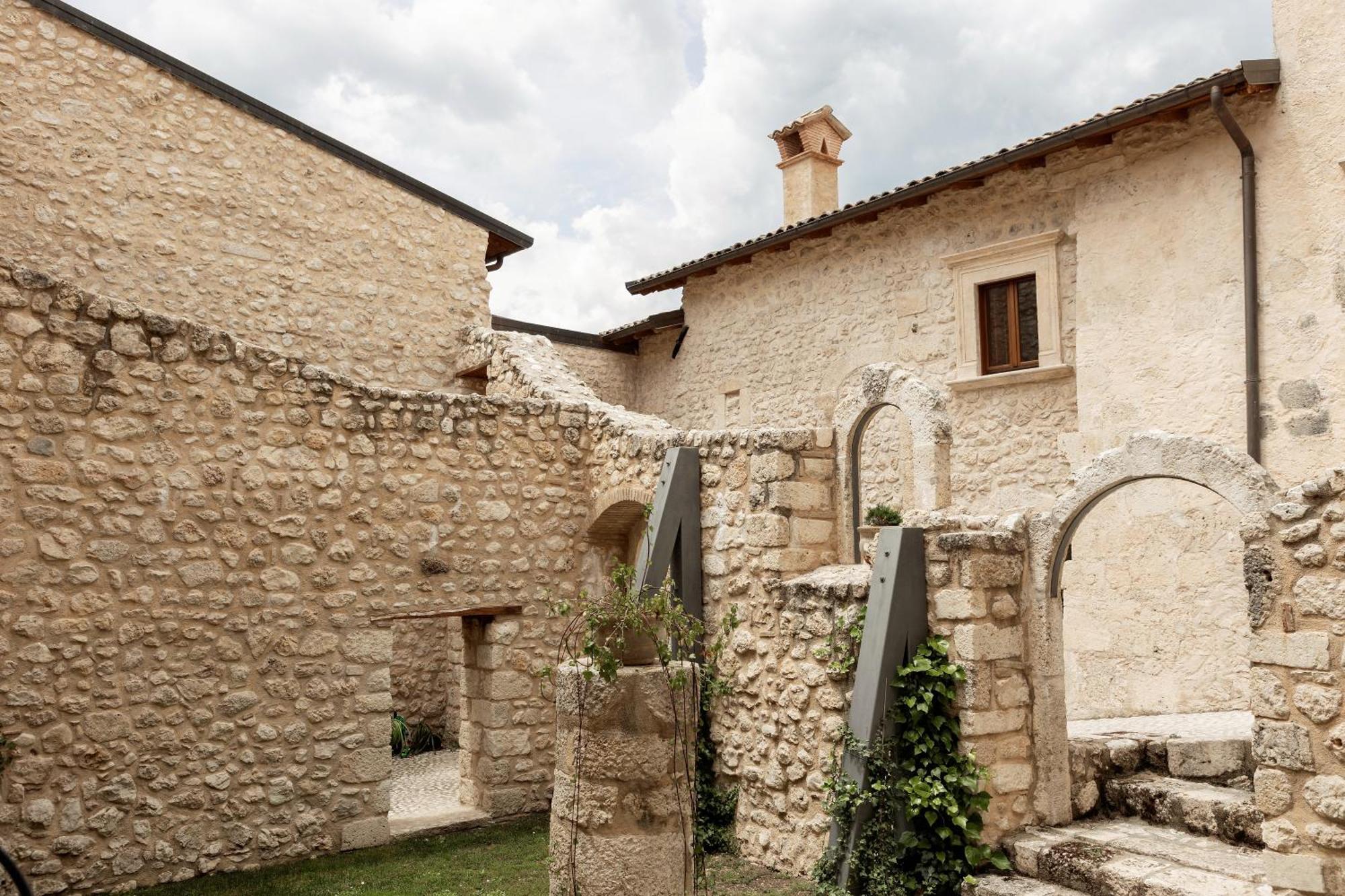 Bed and Breakfast Palazzo Pirro Dimora Storica Acciano Exterior foto